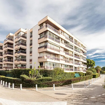 Le Globe Trotteur Apartment Saint-Laurent-du-Var Exterior photo